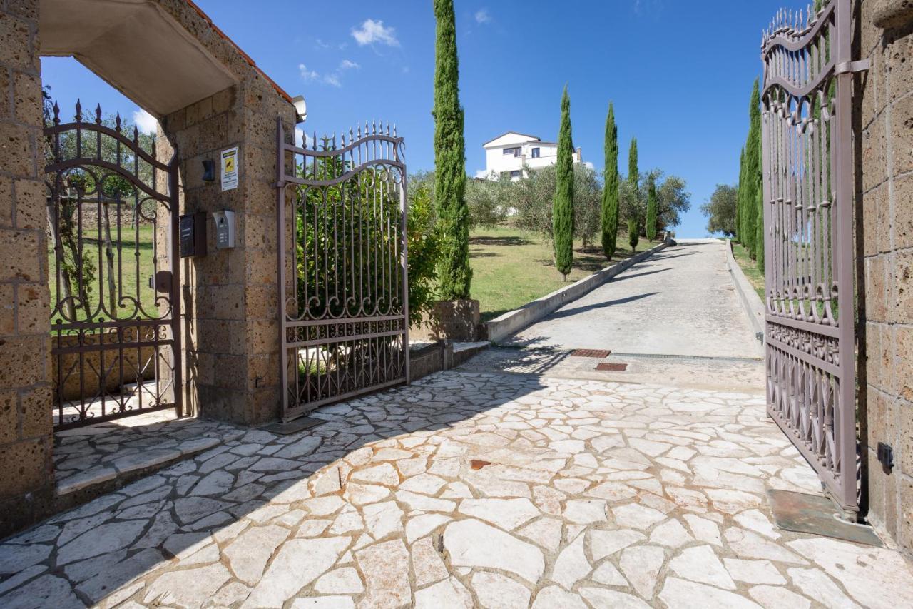 Villa Santoro Ai Tre Ulivi Con Piscina Privata Caiazzo Exterior foto